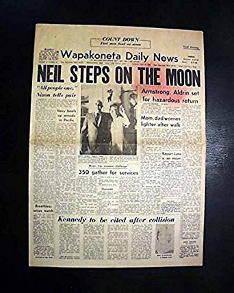 Amazon.com: Best MAN WALKS ON THE MOON Neil Armstrong ...