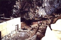 Huoba Cave