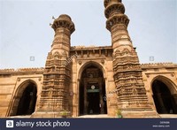 Jhulta Minara Sidi Bashir Mosque