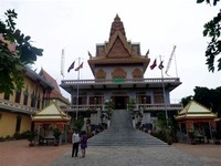 Botumvatey Temple