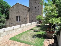Cripta Rasponi e I Giardini Pensili del Palazzo Della Provincia