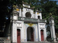Long Quang Pagoda