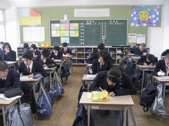 8 Ways Japanese Schools Are Better Than US Schools (Kind Of)