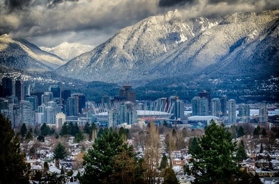 What are pros and cons of living in Vancouver, Canada? - Quora