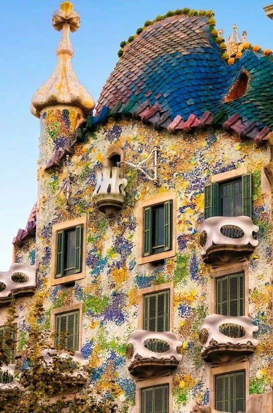 Barcelona, Spain. Cannot wait to go to this beautiful city ...