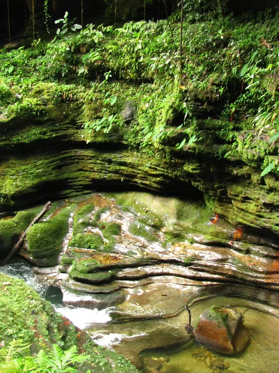 What are some great natural wonders in Colombia?