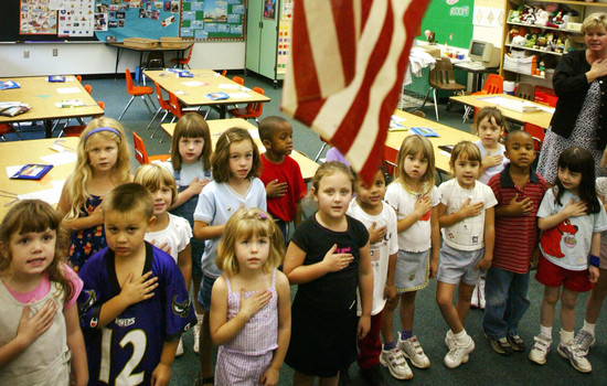 This school dared to tell kids Pledge of Allegiance is ...