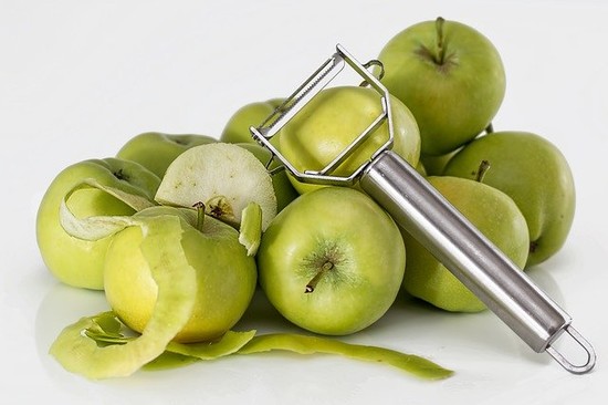 Can My Dog Eat Green Apples? | Rover.com