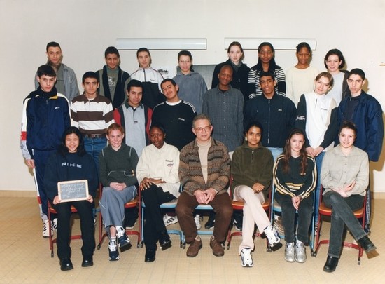 Photo de classe 3ème4 de 2000, Collège Edouard Manet ...