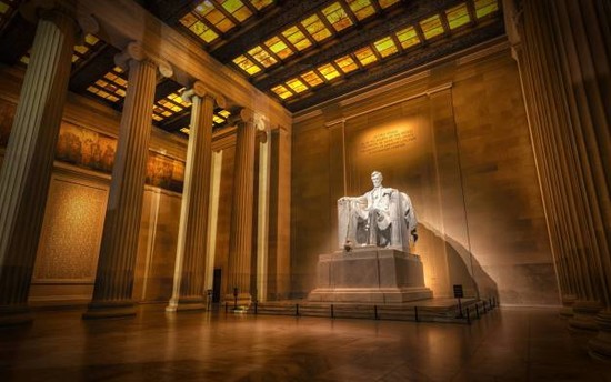 When was the Lincoln Memorial built ? and Why ? | Know-It-All