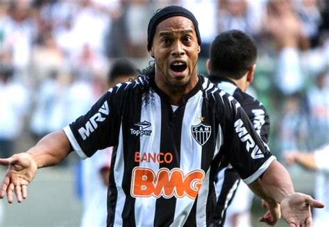 Ronaldinho wants to play at next World Cup - Goal.com