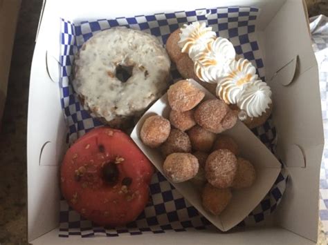 BEST DONUTS EVER - Review of DG Doughnuts, Oakland, FL ...