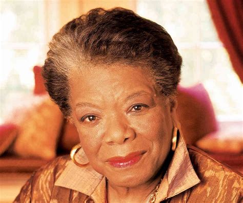 Maya Angelou Biography - Childhood, Life Achievements ...