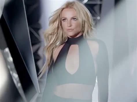 Britney Spears Reveals She Doesn't Listen to Her Own Music ...