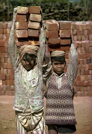 EXPOSURE: Child Labour.. A Social Evil..