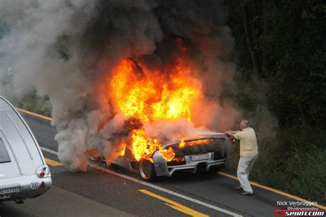 Lamborghini Murcielago Reduced to Ashes in Less than 15 ...