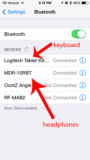 Connect multiple bluetooth devices to iphone 4s